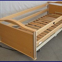 3 funkciós elektromos intenzív ágy